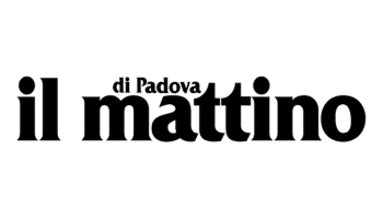 Le logo, dont le texte est en noir, indique "de Padoue le matin" sur fond blanc.